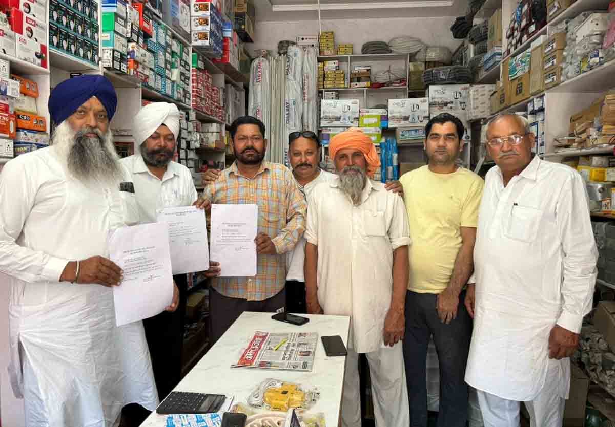 Sarpanch of Balongi accused of embezzlement under section 20 of the Panchayati Raj Act, demand to register a case